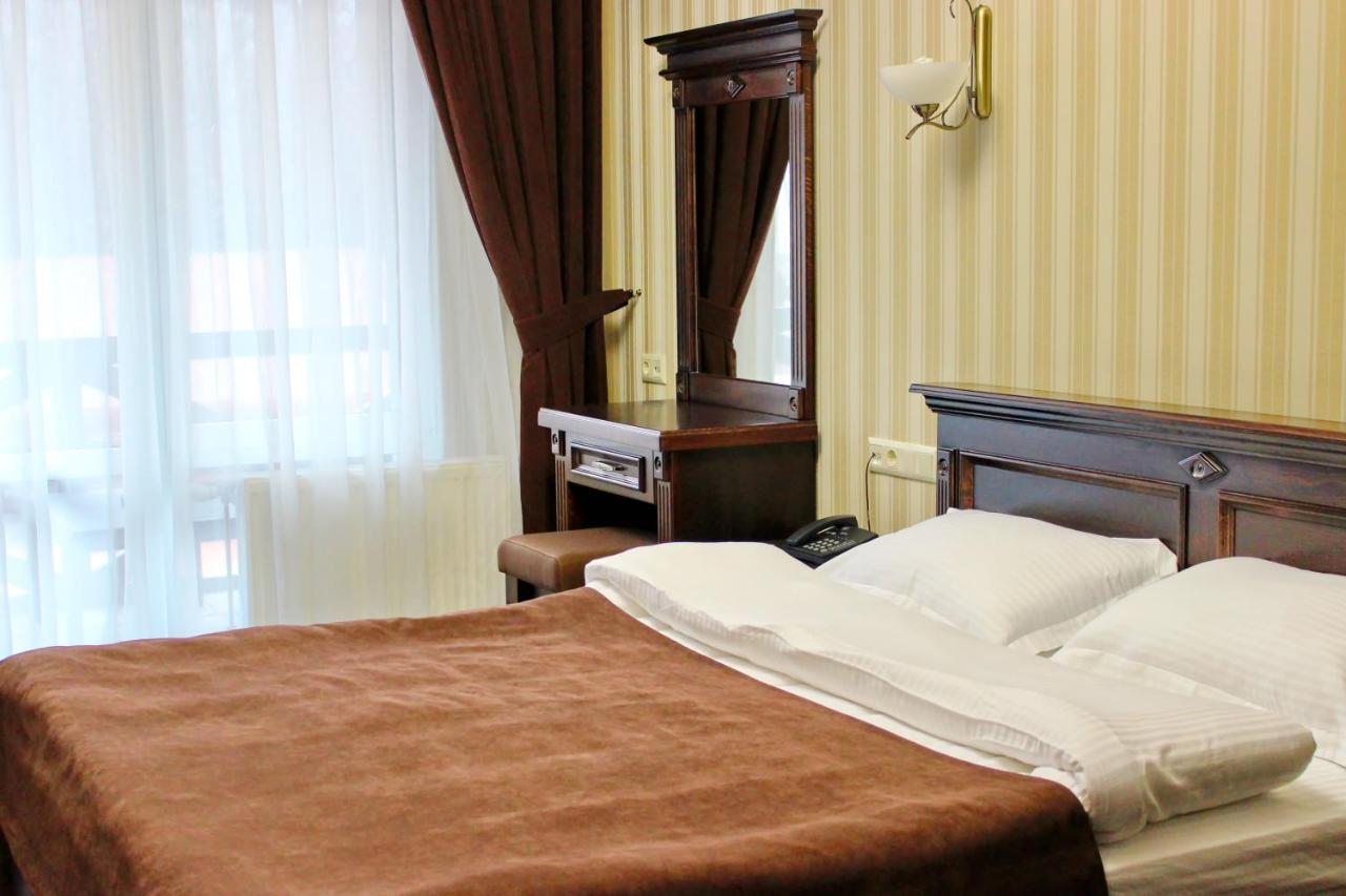 Georg Park Hotel Tarashany Eksteriør billede