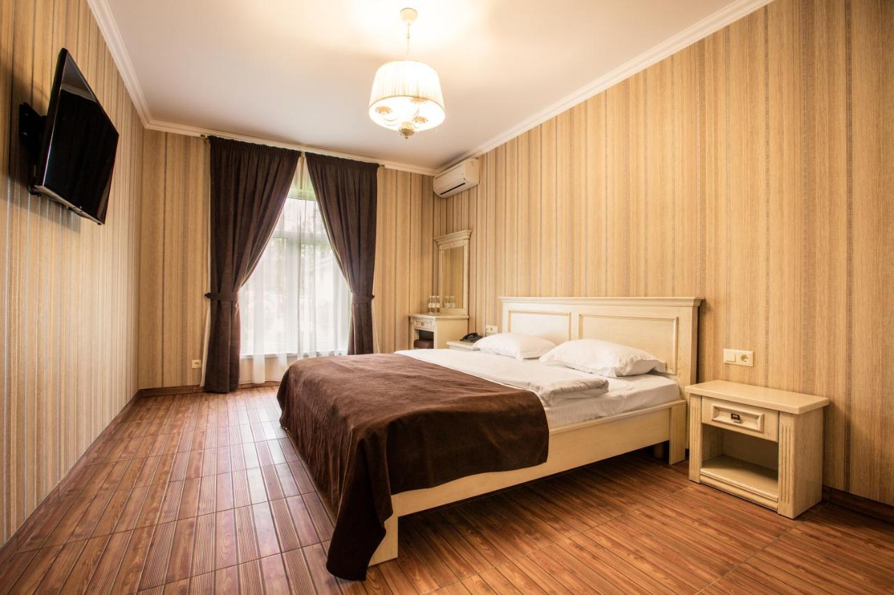 Georg Park Hotel Tarashany Eksteriør billede