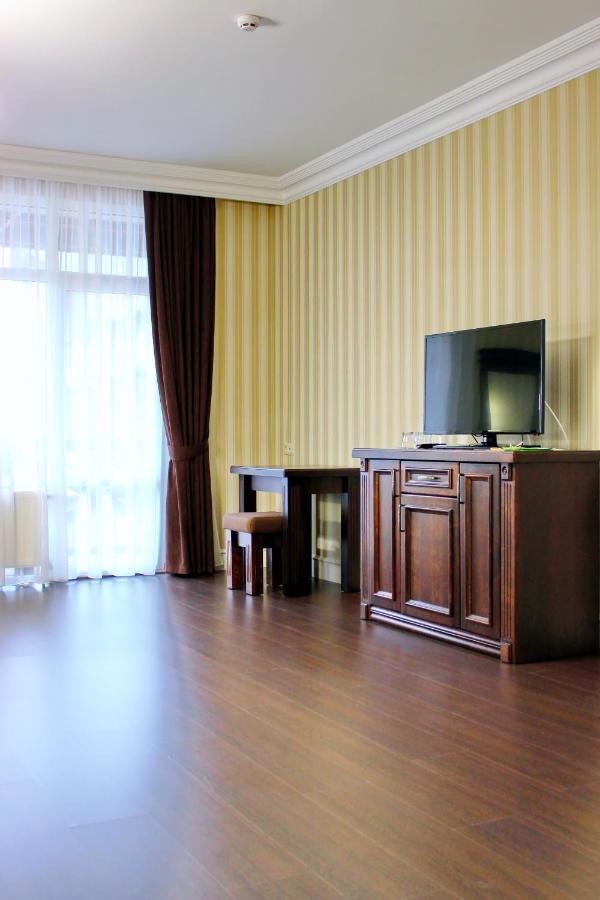 Georg Park Hotel Tarashany Eksteriør billede